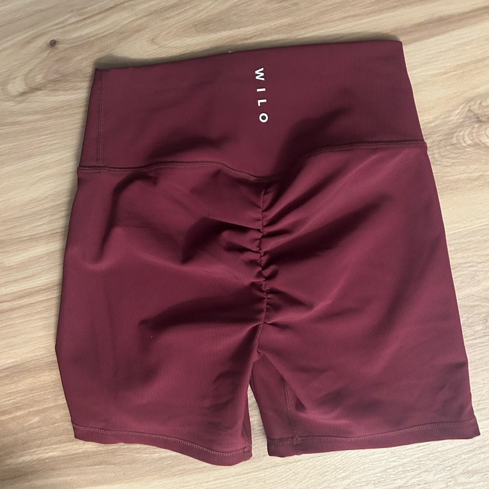 WILO Women's Burgundy Bike Shorts